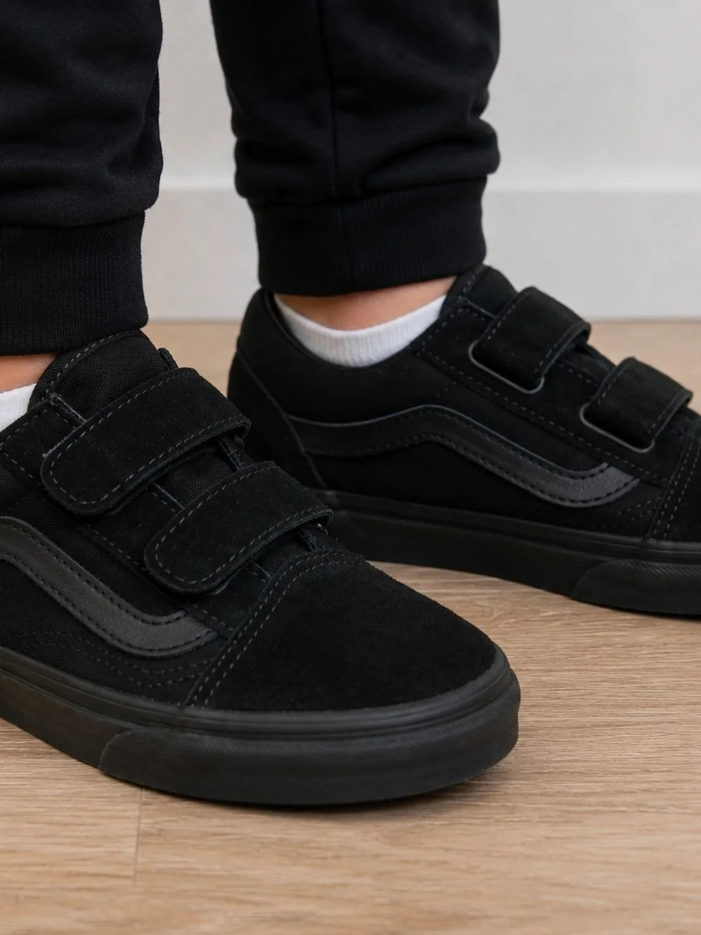 Kids VANS Classic Black Skate Shoes
